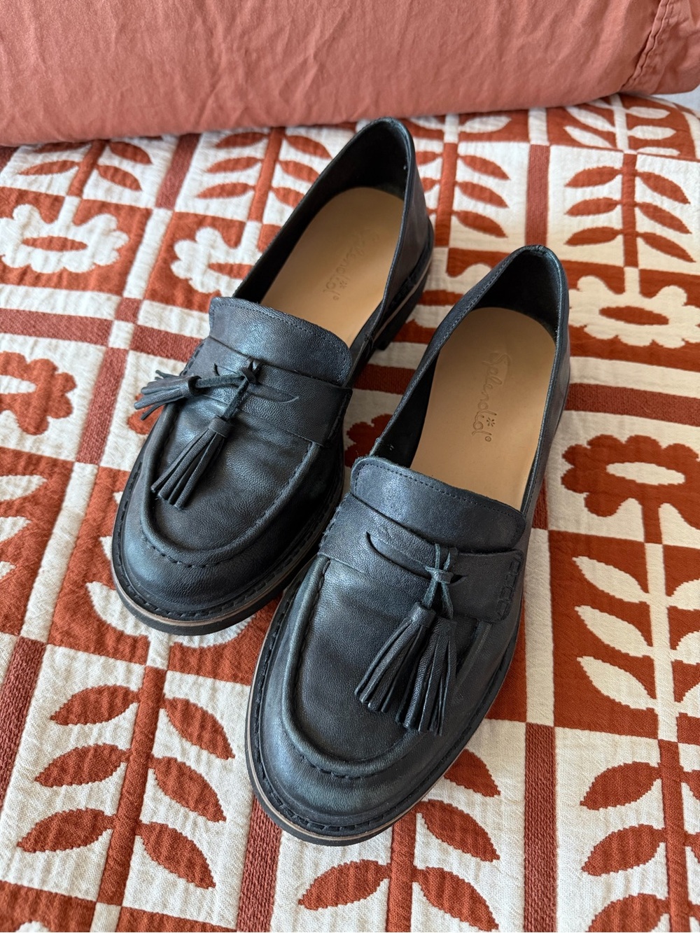 Splendid Black Slip-On Leather Insole Tassel Loafers, 11 (Evereve)